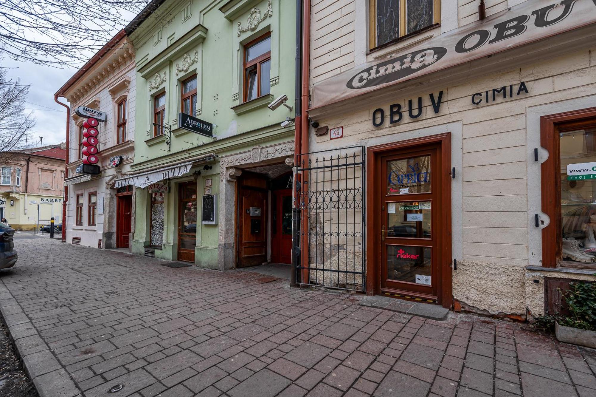 K1 Piatok Sobota Disco Cez Tyzden Tichy Apartman Caşonia Exterior foto