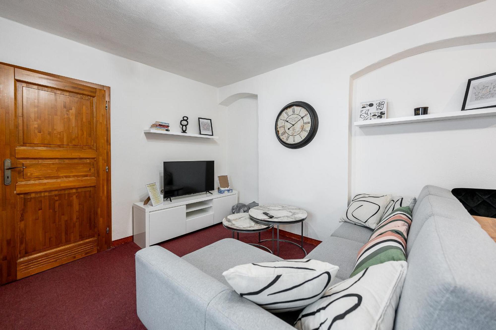 K1 Piatok Sobota Disco Cez Tyzden Tichy Apartman Caşonia Exterior foto